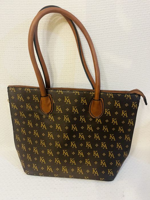 Geanta noua maro + CADOU rochie noua