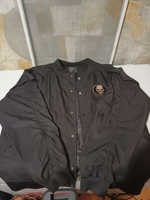Куртка бомбер чёрная