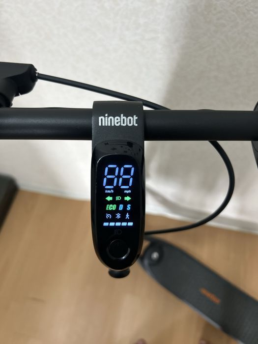 Электросамокат Ninebot