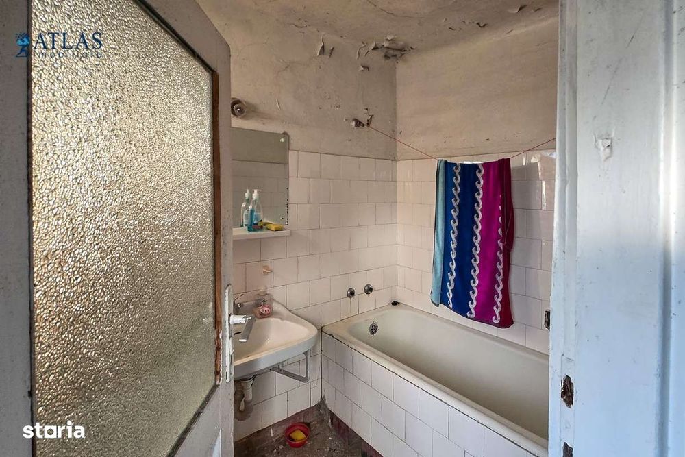 Casă Eforie Sud, ultracentral, 2 fronturi la stradă, 450 mp teren