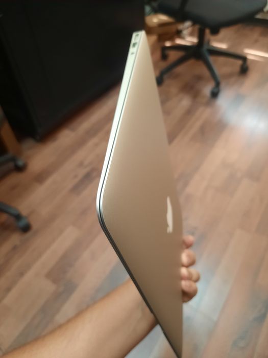 Macbook air 2013 4/128 gb