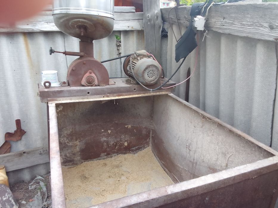 Продам дробилку трёхфазную