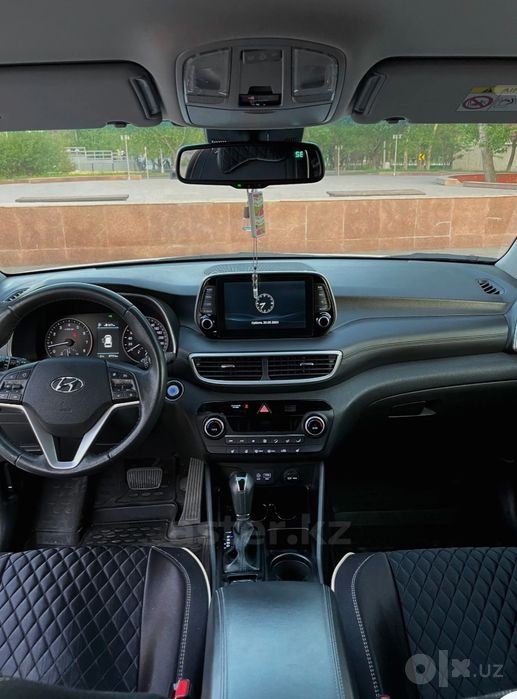 Hyundai Tucson full pozitsa sotiladi