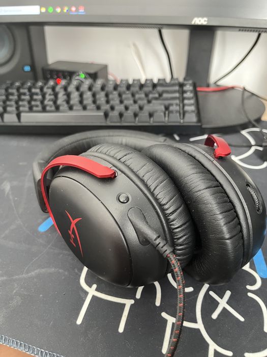 Casti HyperX Cloud 3