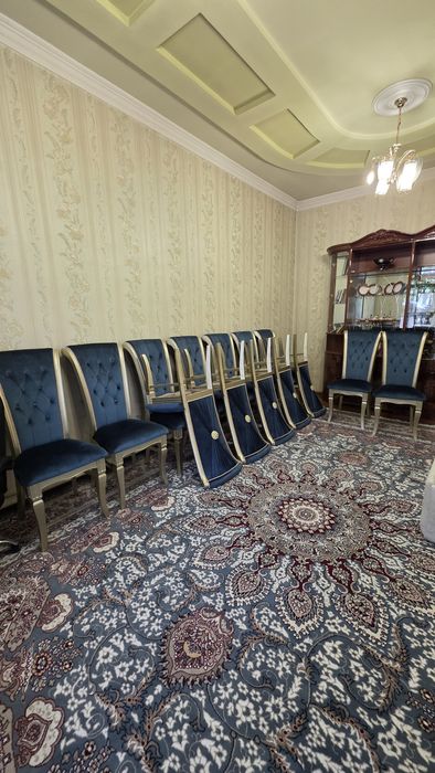 Мебель. Стенка, стулы, стуллар