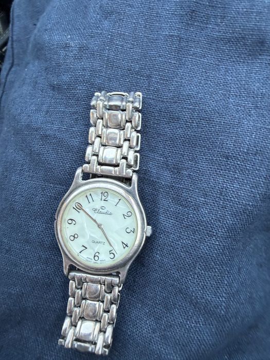 Продаются серебряные часы 925 пробы