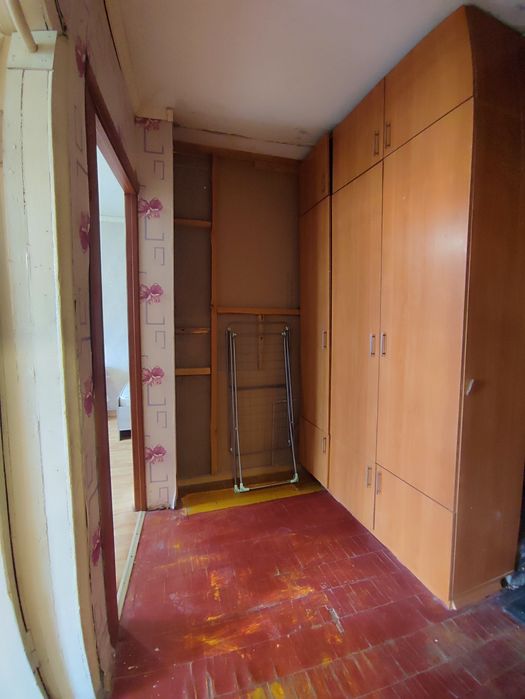 Продам 1ком квартиру (окт)