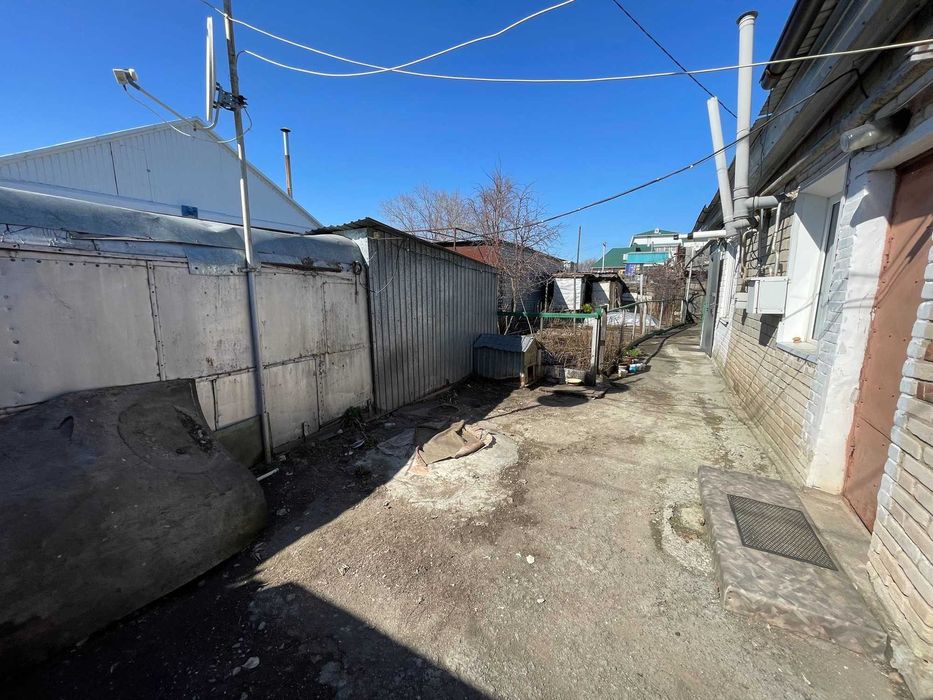 Продажа 1/4 часть дома Военный городок!