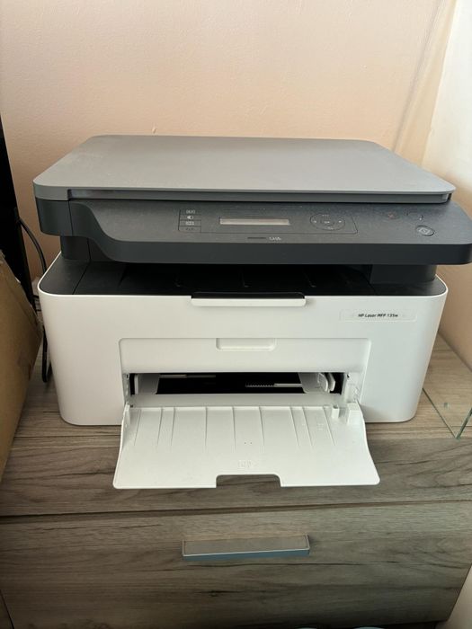 Мултифункционално лазерно монохромно устройство HP 135W, Wireless, A4