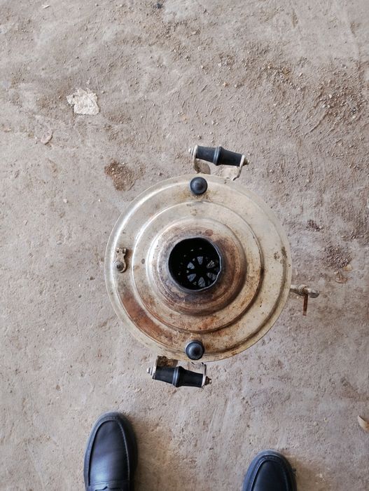 Самовар  на дровах бывшее в употреблении