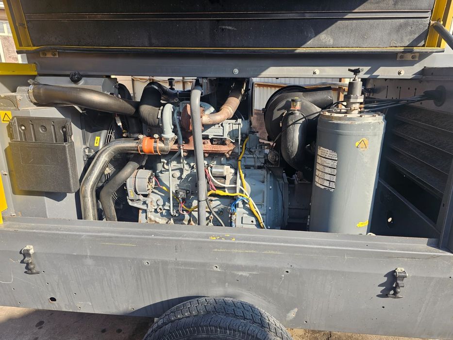 Продается роторный компрессор ATLAS XAS 186