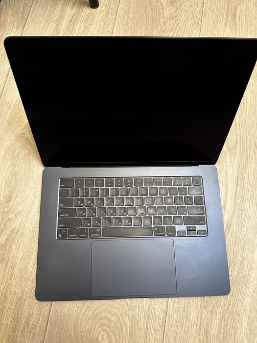 Mackbook air 2023 m2 (не перекуп)