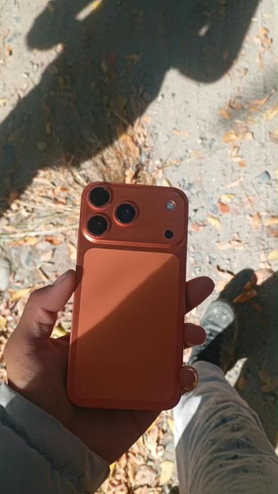 айфон 11 в корпусе 17