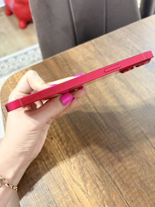 Iphone 14 plus rosu
