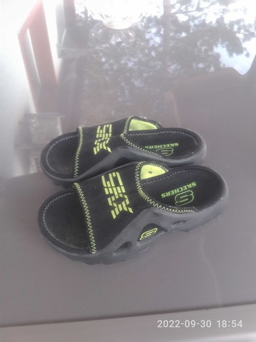 детски чехли Скечърс