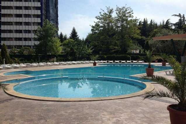 Продава се Хотел в к.к. Слънчев бряг - 6070 кв.м за 742 €/кв.м - Снимка #7