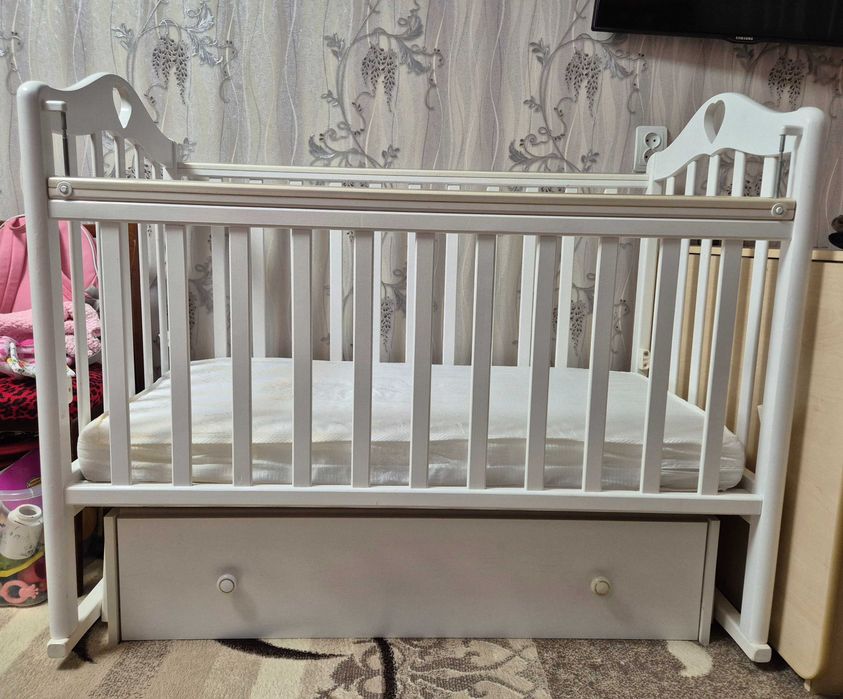 Кроватка детская