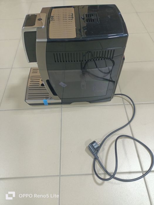 Кофемашина Delonghi новый