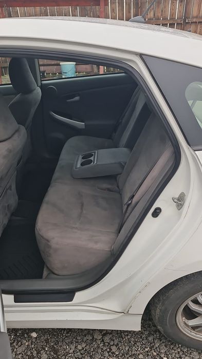 Dezmembrez Toyota Prius