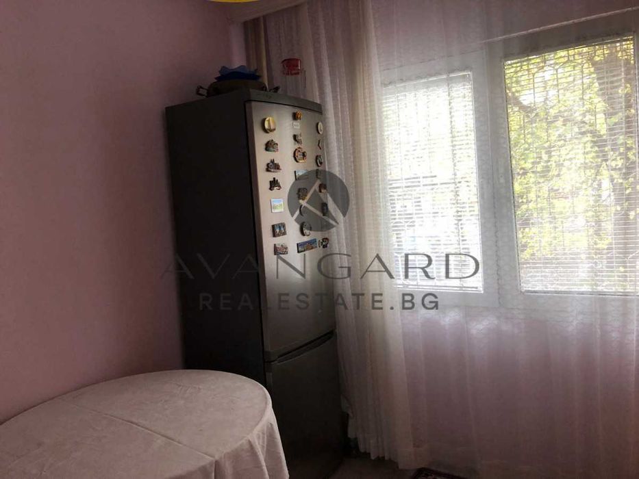 Продава се Двустаен апартамент в Пловдив, Изгрев - 64 кв.м за 1515 €/кв.м - Снимка #1