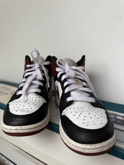 Air Jordan 1 Mid 35.5 – stare foarte bună