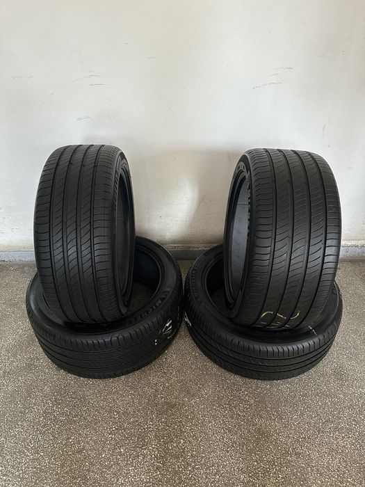 Anvelope vara 245/45/19 si 275/40/19 Michelin ca noi