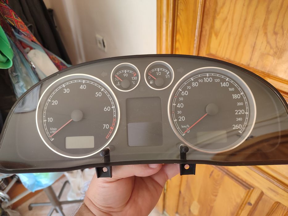 Щиток приборов Фольксваген Пассат B5+. АВТОМАТ! Оригинал.