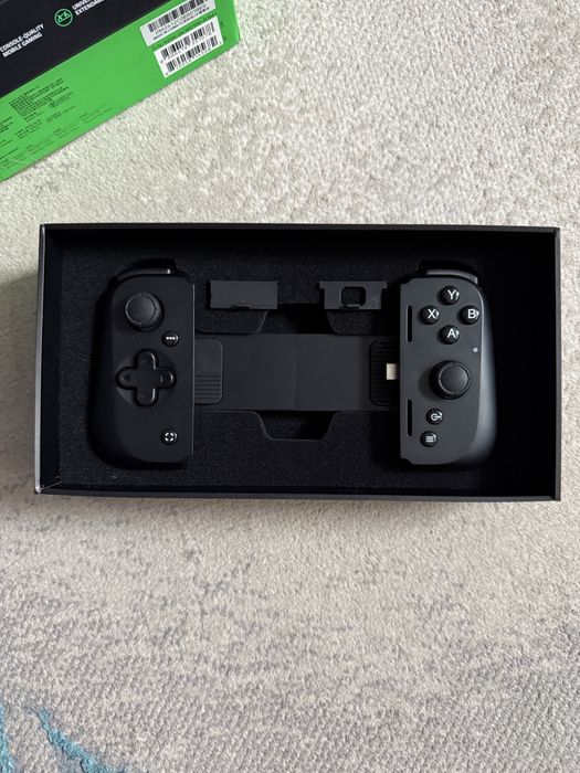 Геймпад для смартфона Razer Kishi V2 usb C