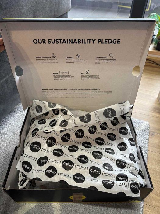 Боти Buffalo, 38 номер