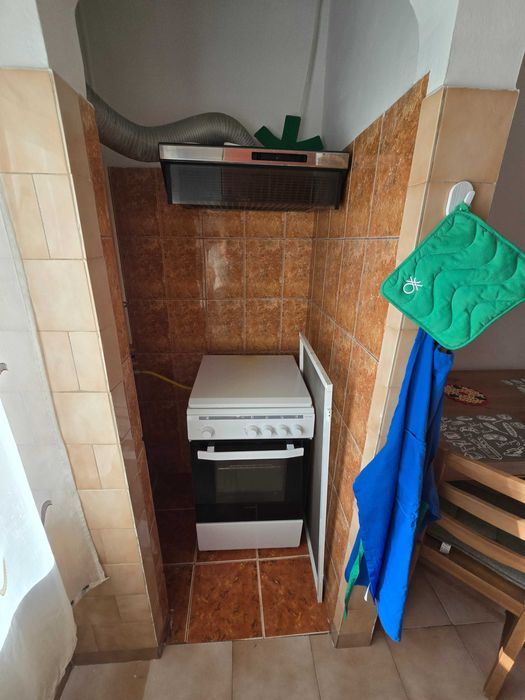 Inchiriez apartament 2 camere central Mamaia