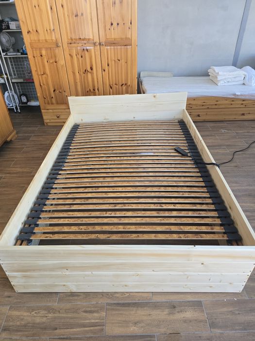 Болнично електрическо легло