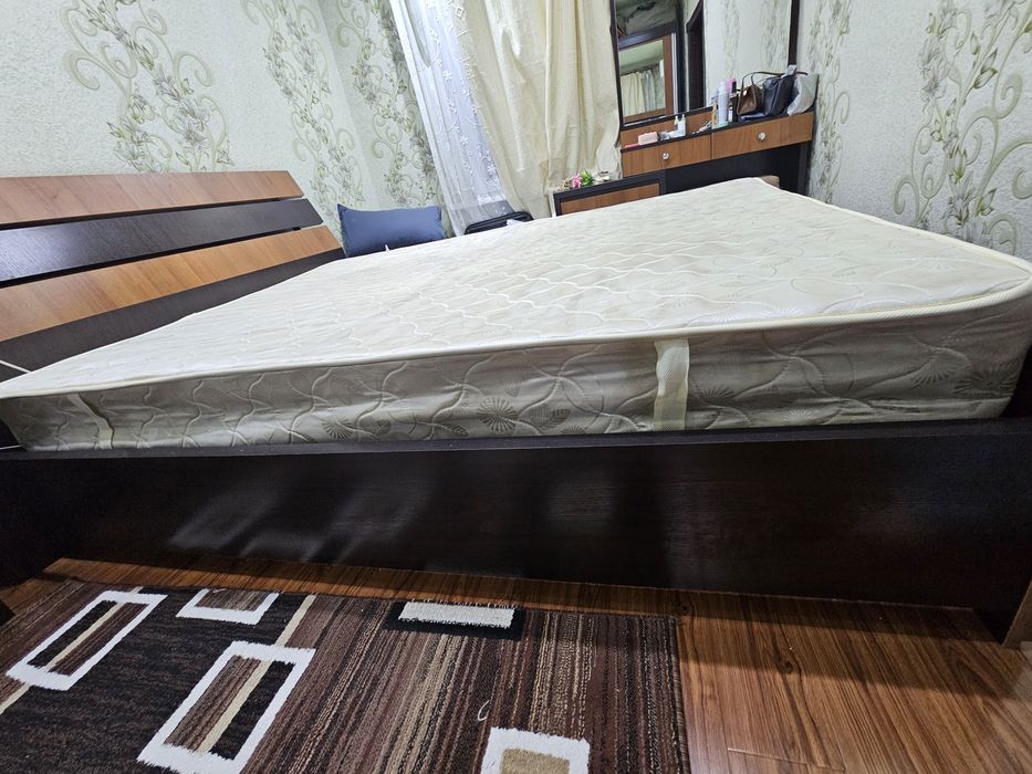 Матрас б/у 160х210 жесткий ортопедический