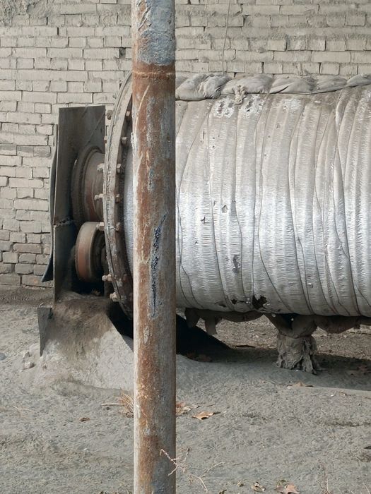 Дробилка срочно  сотилади