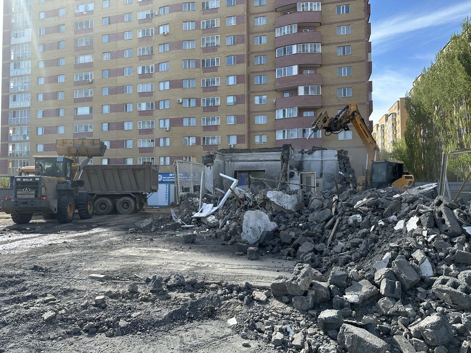 Снос, экскаватор, котлован , демонтаж