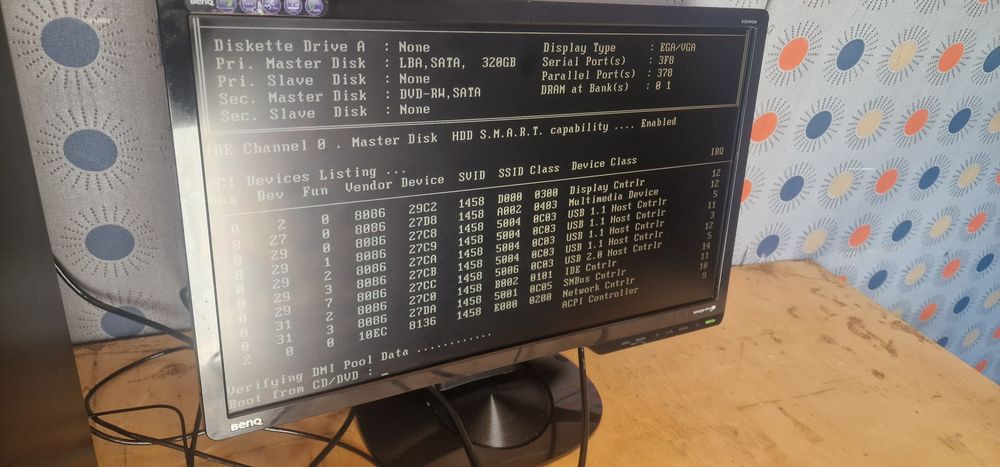 Unitate calculator complet