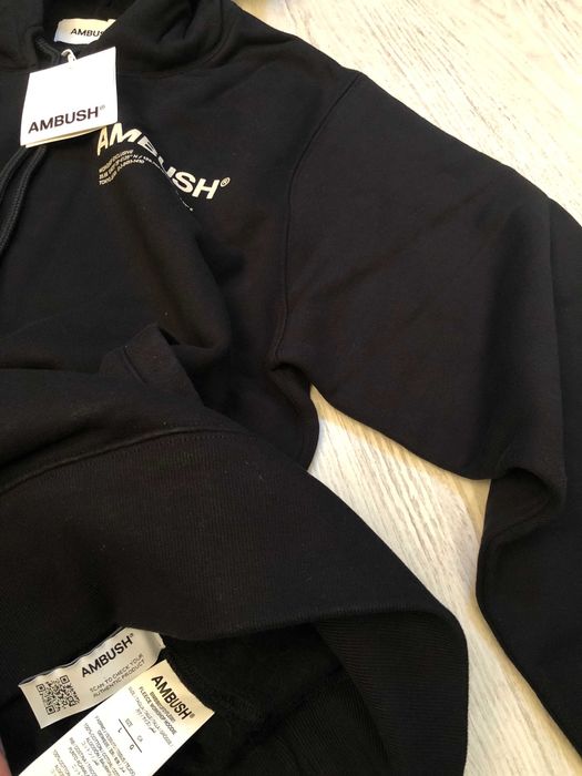 Ambush hanorac M-L autentic, retail 295 euro