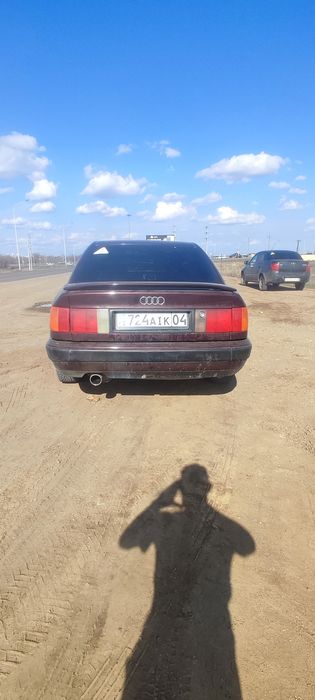 Продам автомобиль ауди 100