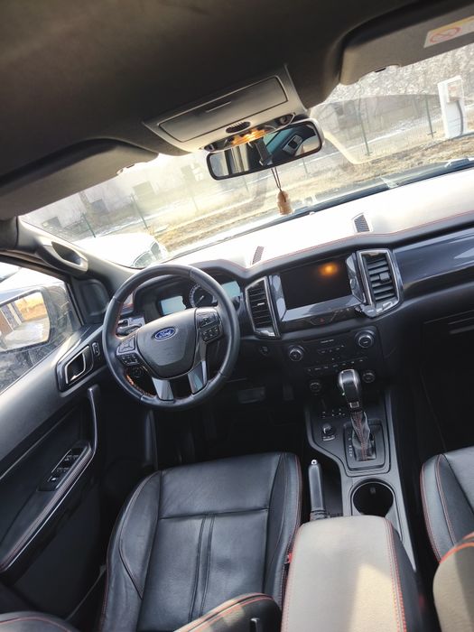 Curățare interior auto Brașov complet  cartier Coresi