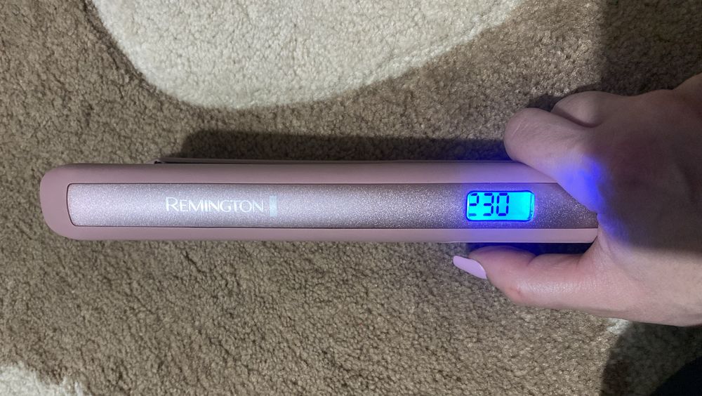 Placa de indreptat parul REMINGTON COCONUT SMOOTH,ceramica,230grC,roz