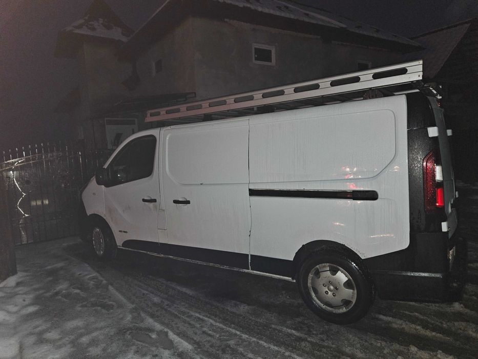 Nissan nv300 2018 1.6 diesel volan dreapta dar poate fi inscris