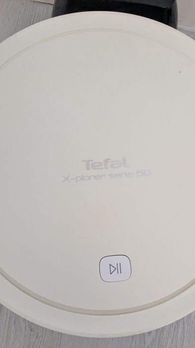 Робот-пылесос Tefal