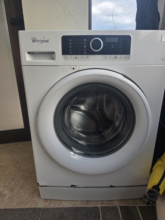 Masina de spalat rufe frontala WHIRLPOOL , 6th Sense, 7kg