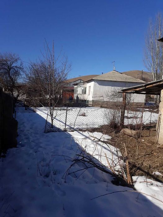 Срочно продается участок. Возможен обмен. 11 соток. .