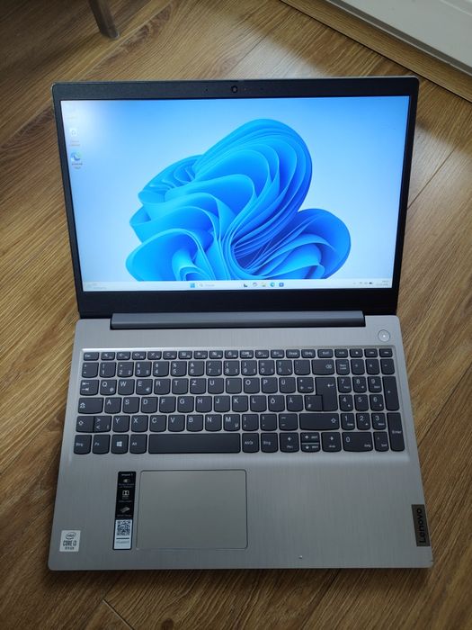 Laptop Lenovo 15,6 inch/ i3-1005G1/8gb RAM/ ssd 128 GB /