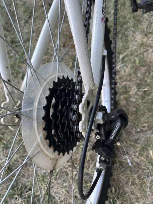 Bicicleta A - MOUNTAIN