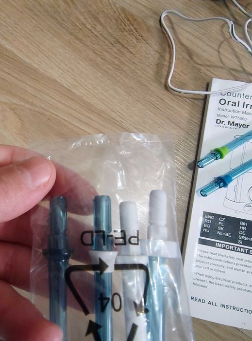 Irigator oral 4 persoane NOU dus bucal garantie 1 an
