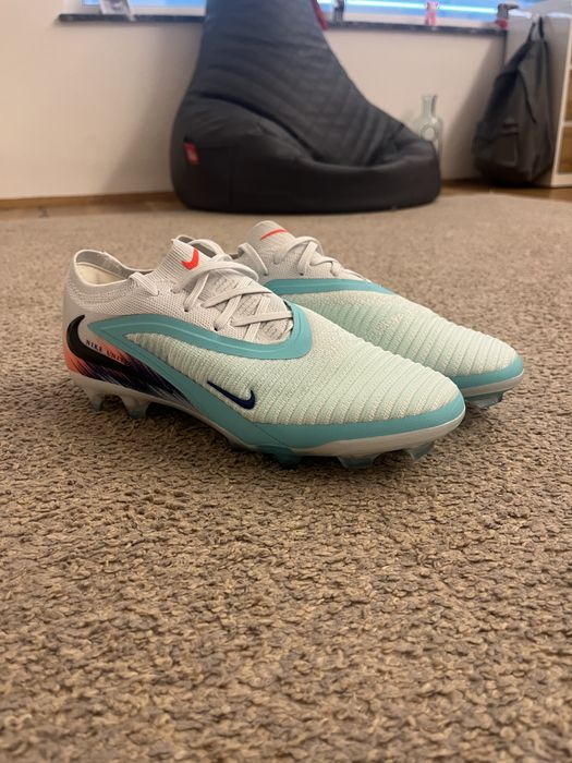 Ghete de fotbal nike phantom 6