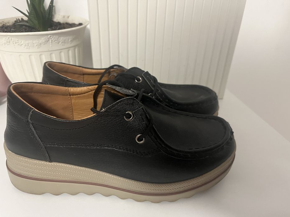 Mocasini de pile naturala