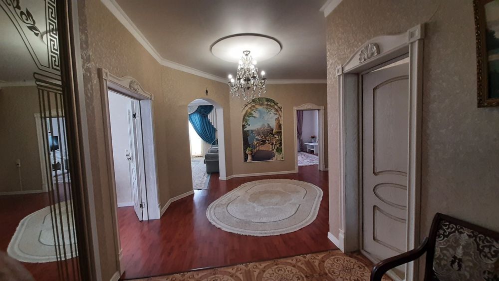 Продам коттедж 2 этажа в городе