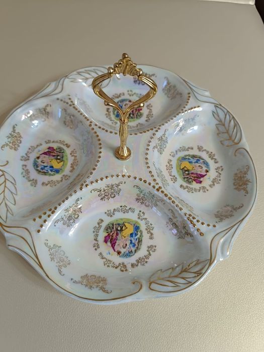 Менажница с ручкой